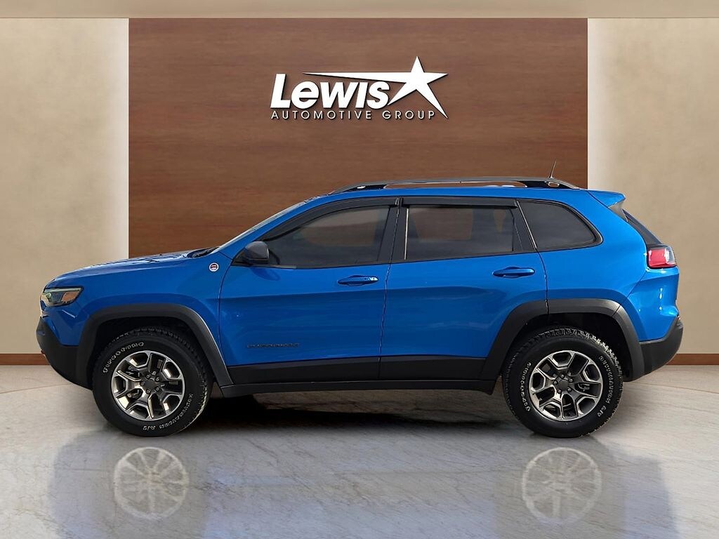 Used 2021 Jeep Cherokee Trailhawk SUV