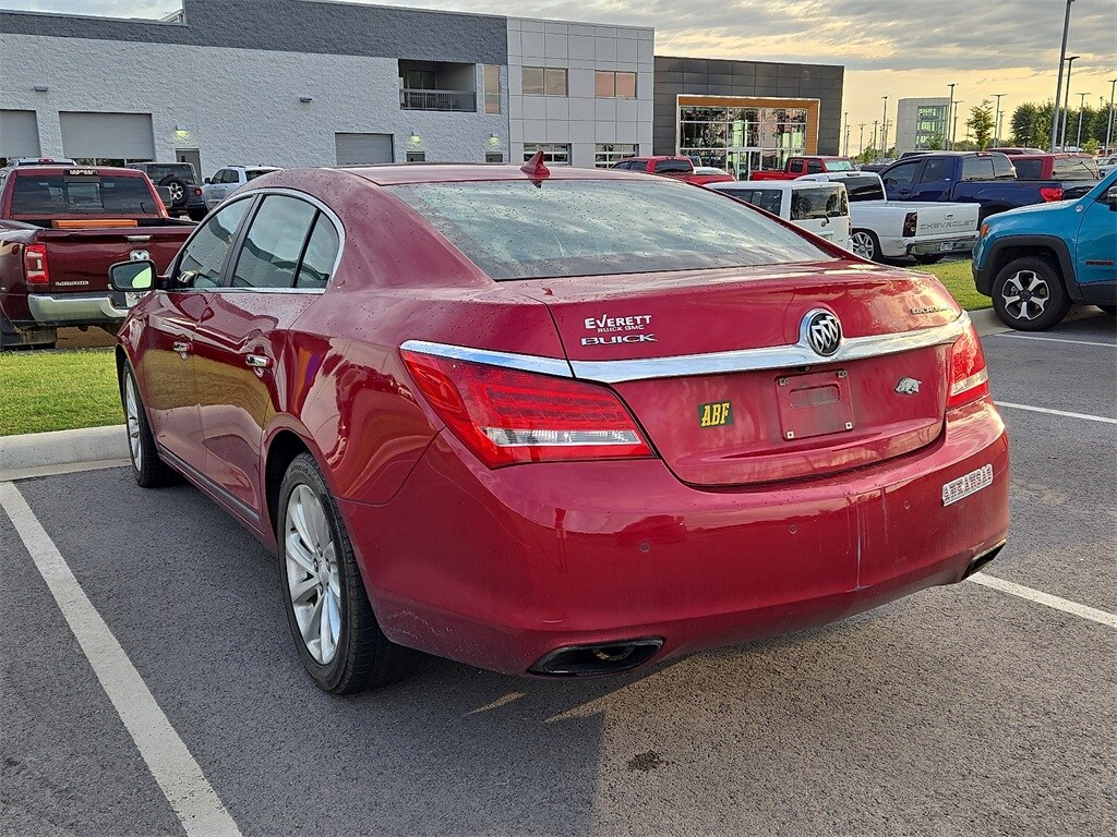 2014 Buick LaCrosse Leather photo 2