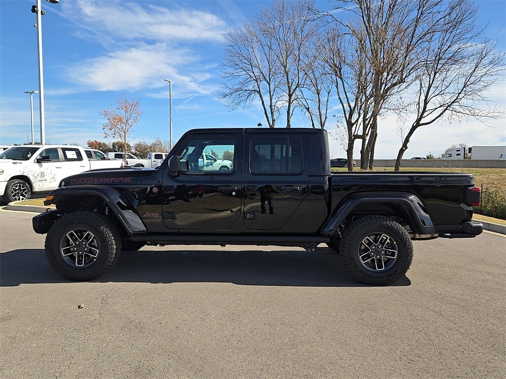 New 2025 Jeep Gladiator MOJAVE X 4X4 Pickup