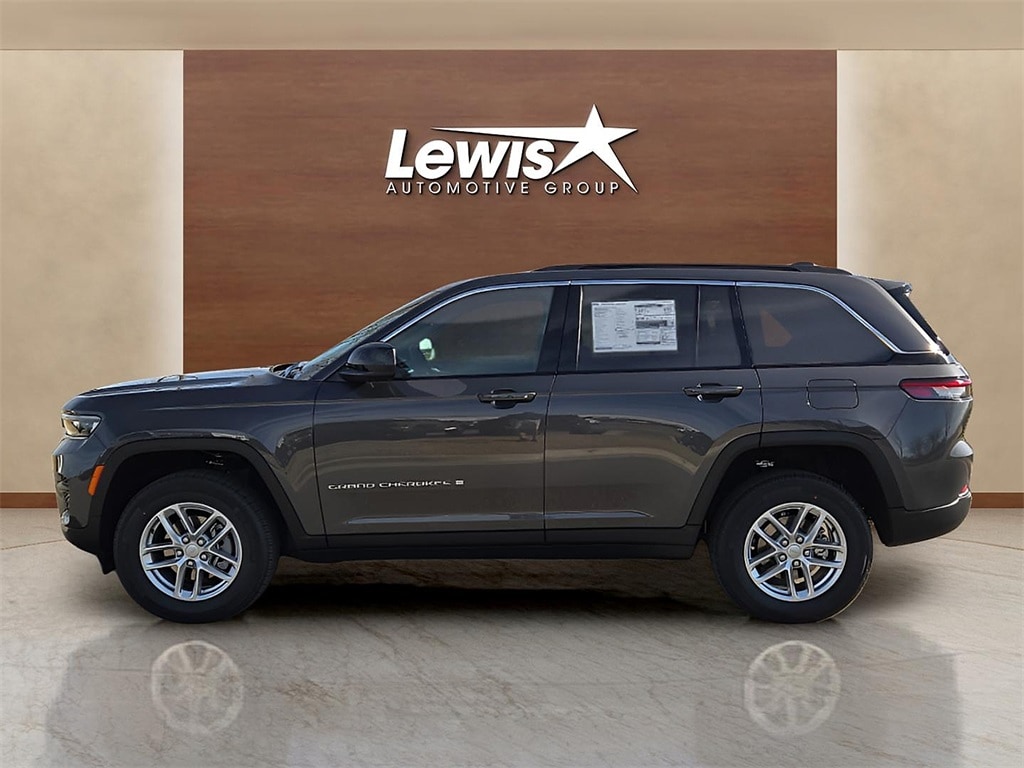 New 2025 Jeep Grand Cherokee LAREDO X 4X4 Sport Utility
