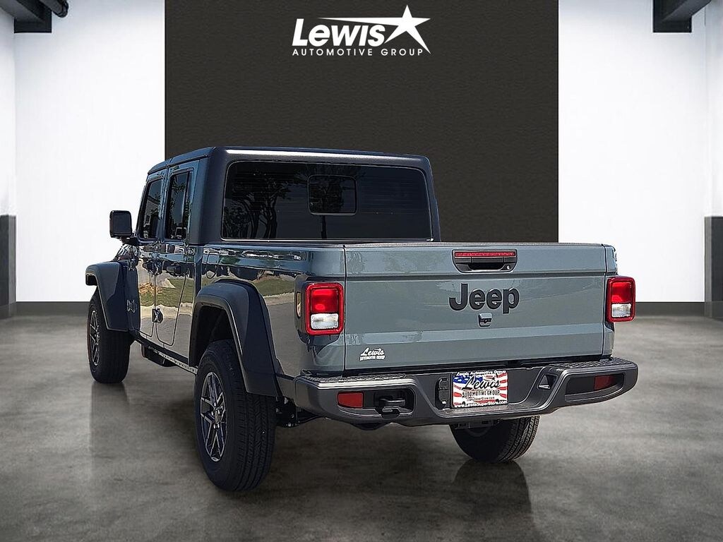 New 2026 Jeep Gladiator SPORT 4X4 Pickup