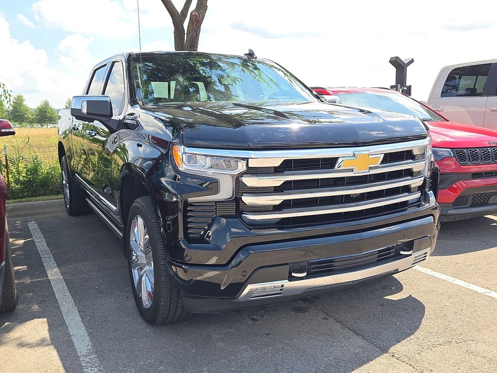 Used 2025 Chevrolet Silverado 1500 High Country Truck Crew Cab