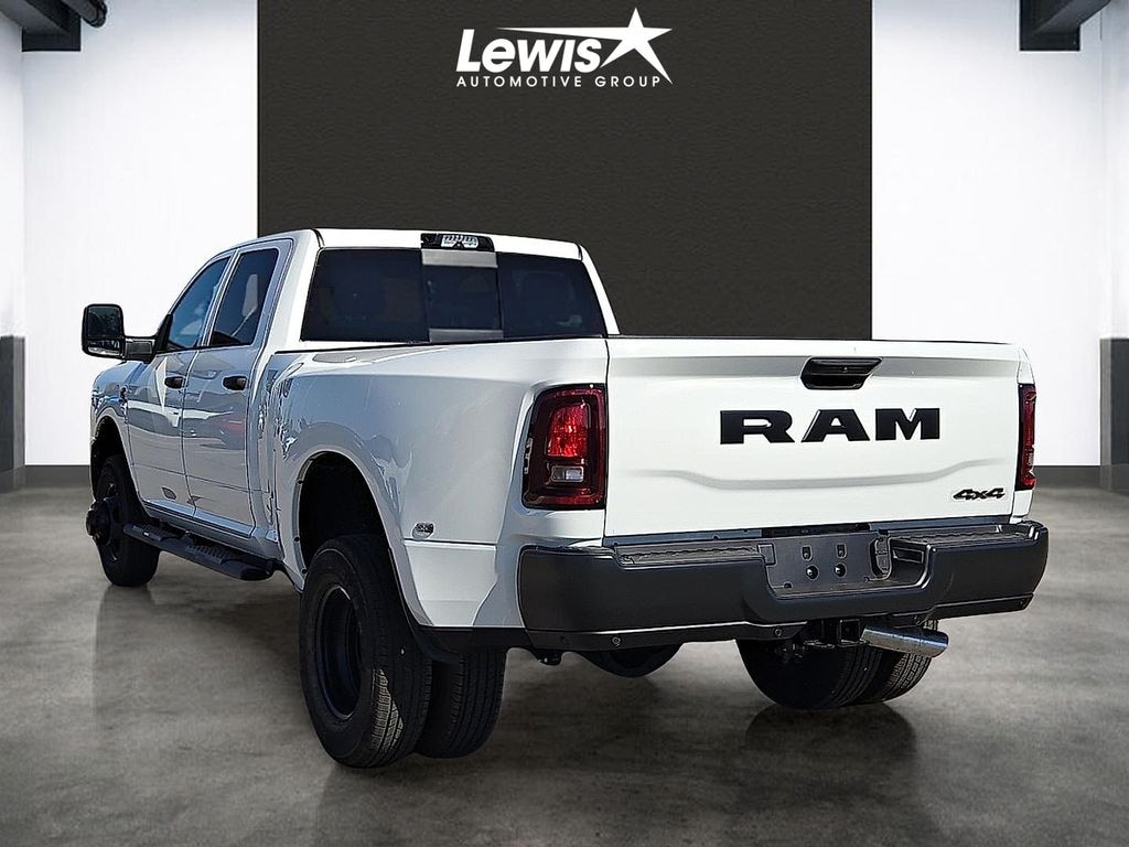 New 2026 Ram 3500 TRADESMAN CREW CAB 4X4 8' BOX Pickup