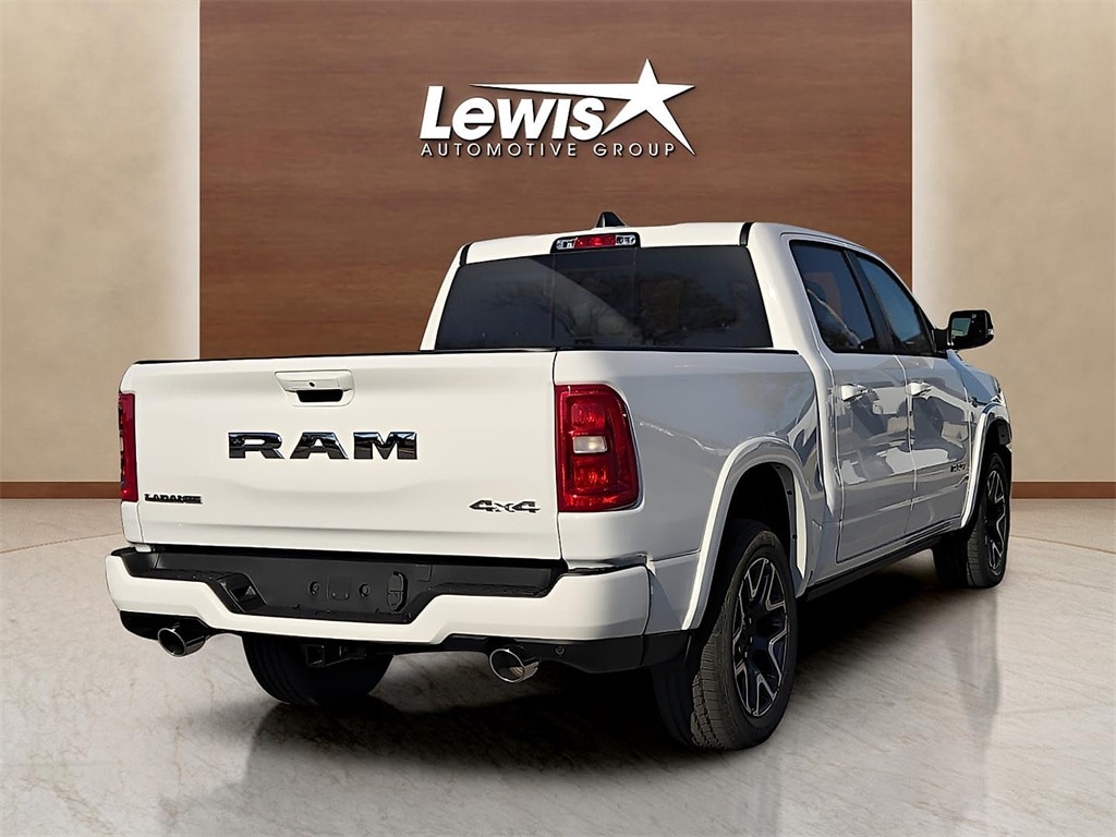 New 2026 Ram 1500 LARAMIE CREW CAB 4X4 5'7 BOX Pickup