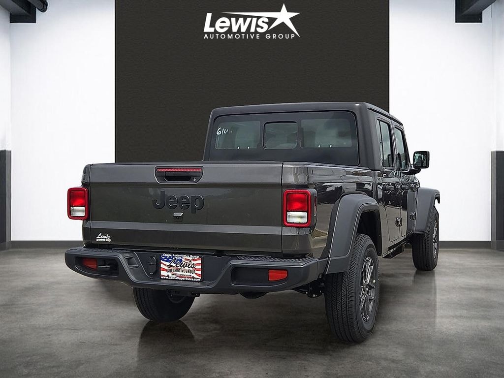 New 2026 Jeep Gladiator SPORT 4X4 Pickup
