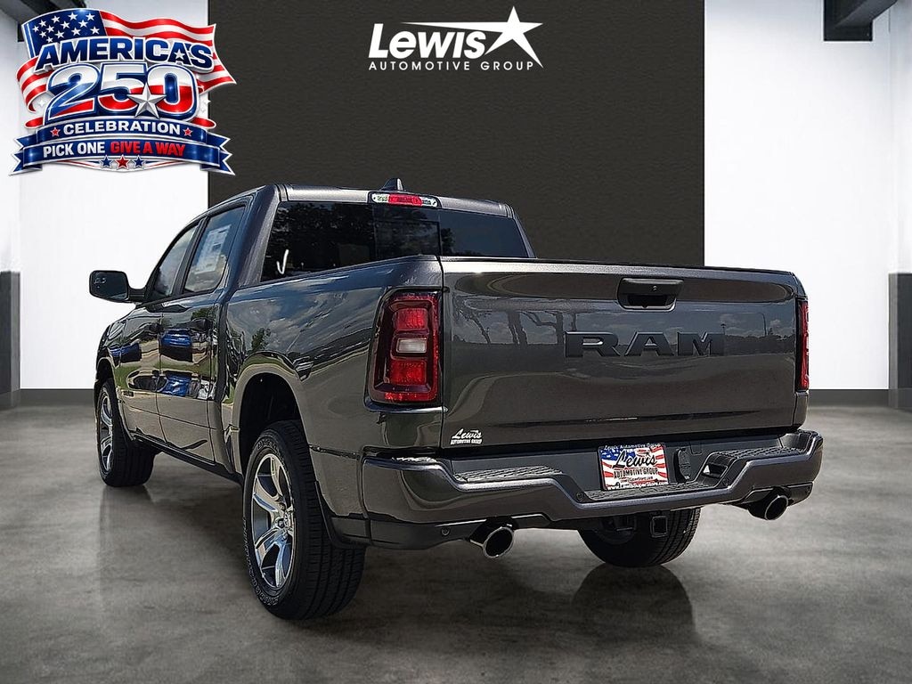 New 2026 Ram 1500 EXPRESS CREW CAB 4X2 5'7 BOX Pickup