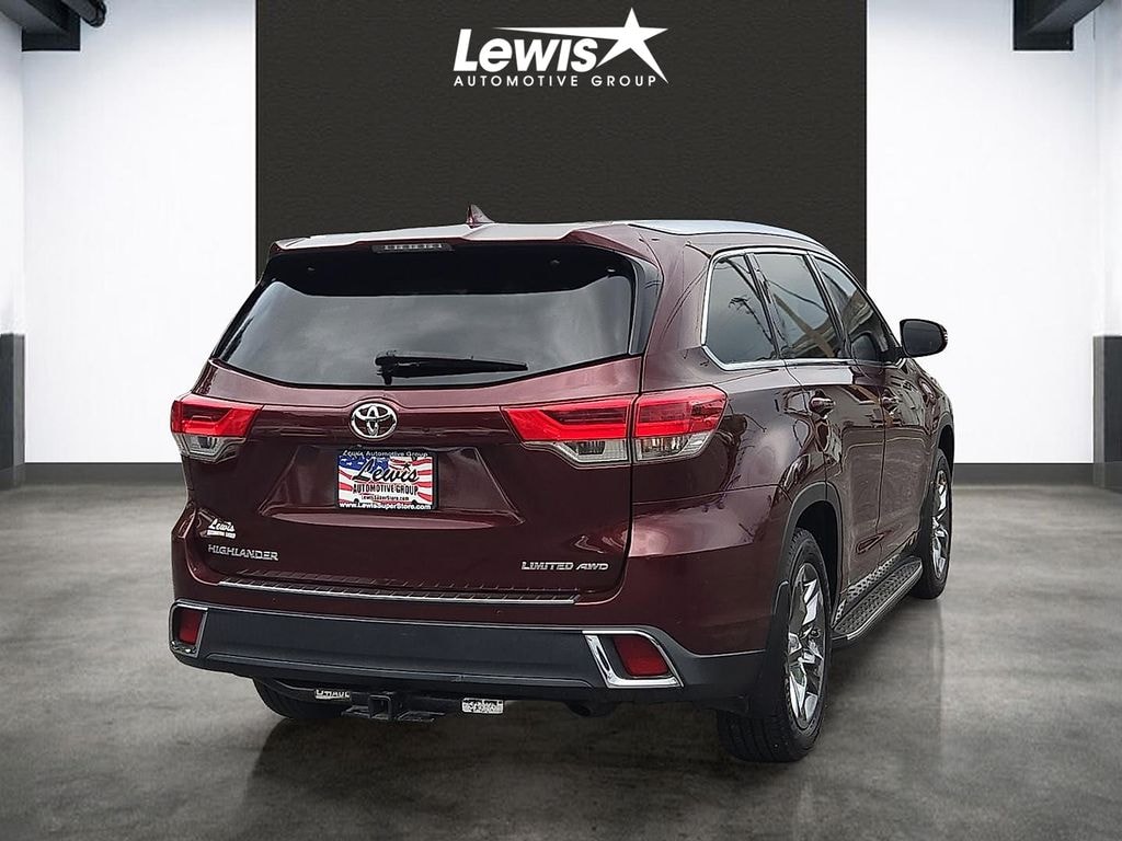 Used 2017 Toyota Highlander Limited Platinum SUV