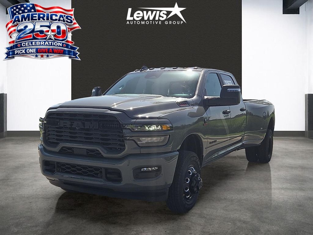 New 2026 Ram 3500 BIG HORN CREW CAB 4X4 8' BOX Pickup