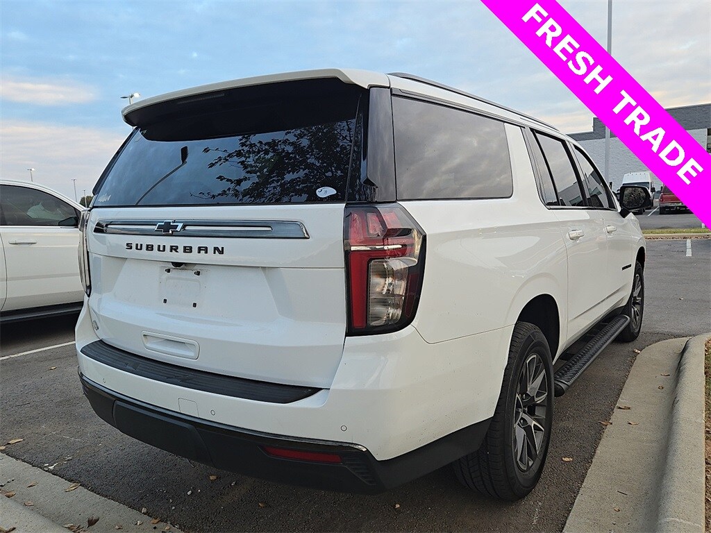 2022 Chevrolet Suburban Z71 photo 4