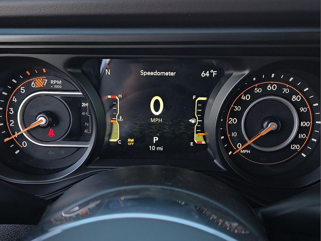 2026 Jeep Wrangler 4-Door Sahara - Photo 18