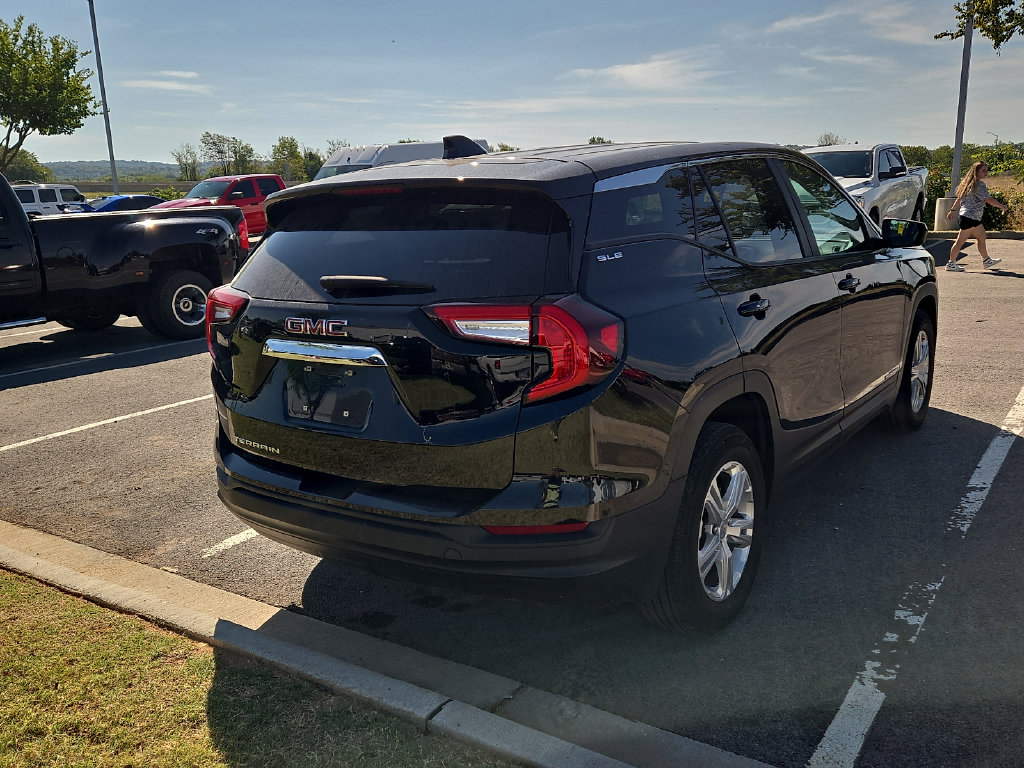 Used 2024 GMC Terrain SLE SUV