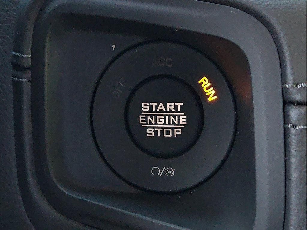 2026 Jeep Wrangler 4-Door Sahara - Photo 17