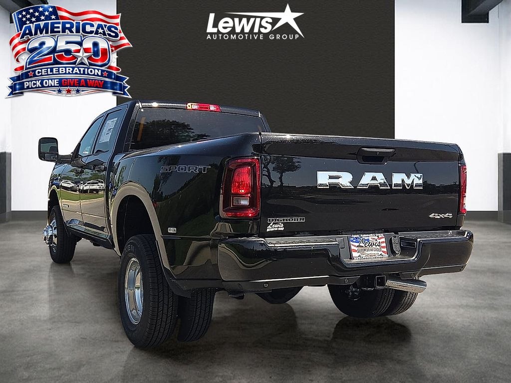 New 2026 Ram 3500 BIG HORN CREW CAB 4X4 8' BOX Pickup