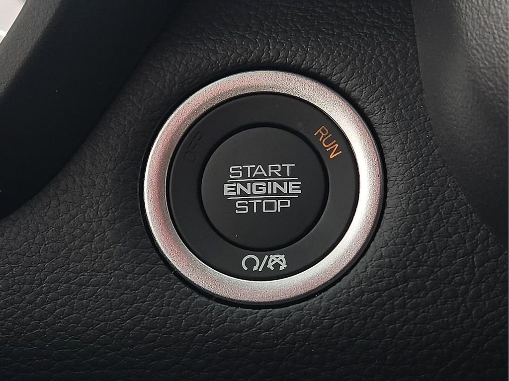 2026 RAM 1500 Laramie - Photo 15