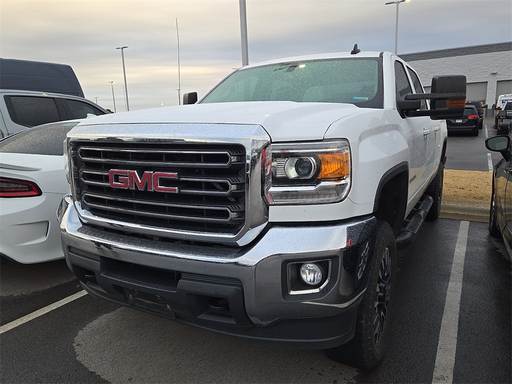 2018 GMC Sierra 2500HD SLE's photo