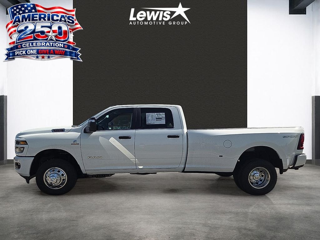 New 2026 Ram 3500 BIG HORN CREW CAB 4X4 8' BOX Pickup