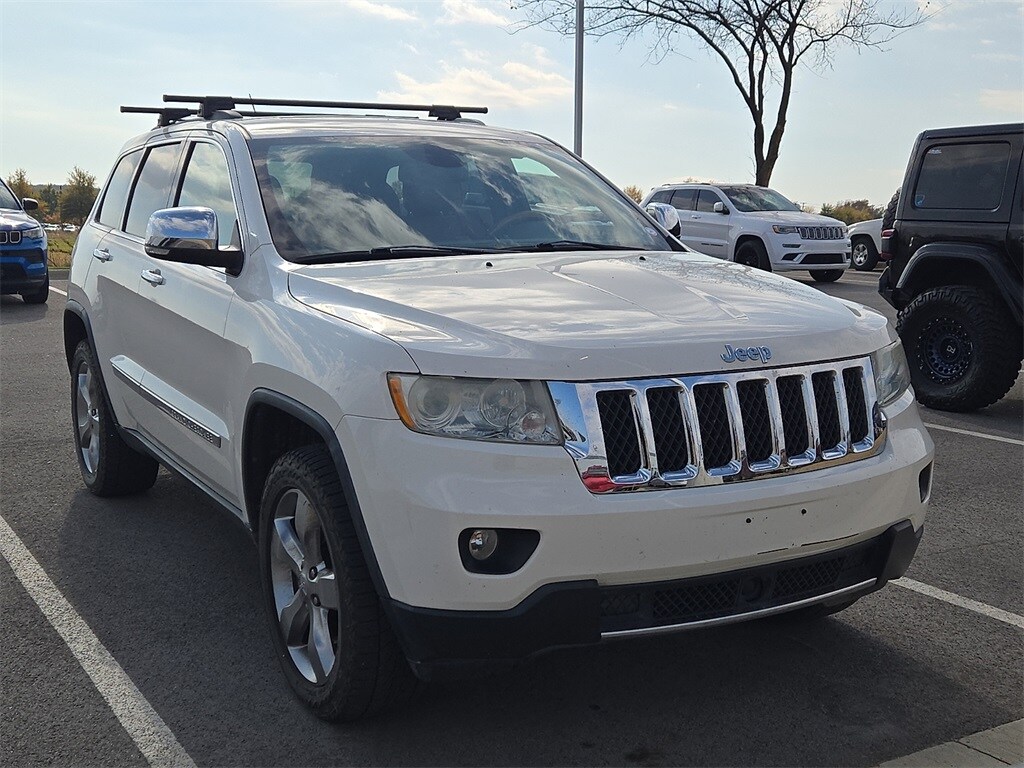 2011 Jeep Grand Cherokee Overland photo 4