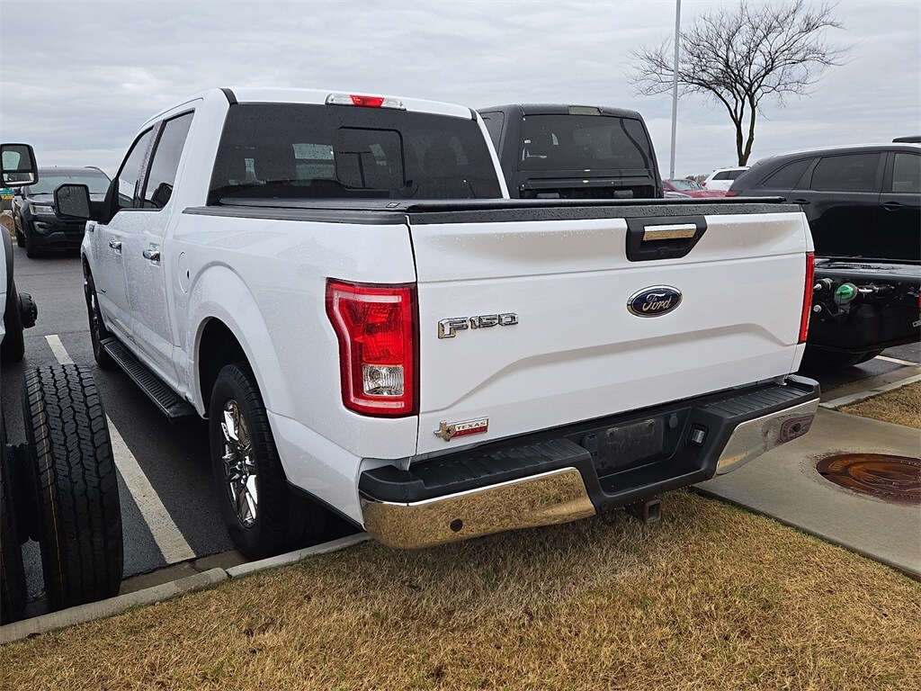 2016 Ford F-150 XLT photo 2