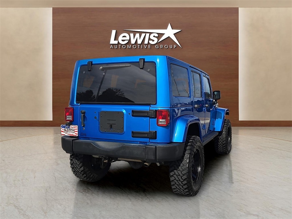 Used 2016 Jeep Wrangler Unlimited Rubicon SUV