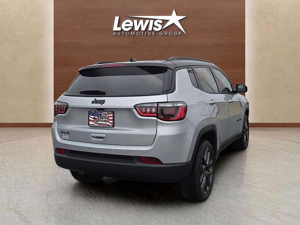 New 2026 Jeep Compass LIMITED ALTITUDE 4X4 Sport Utility