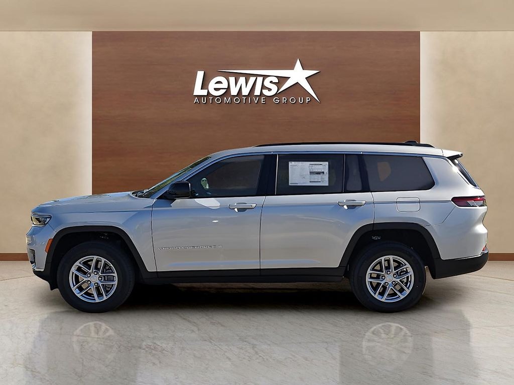 New 2025 Jeep Grand Cherokee L LAREDO X 4X4 Sport Utility
