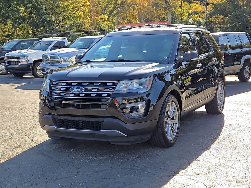 2016 Ford Explorer