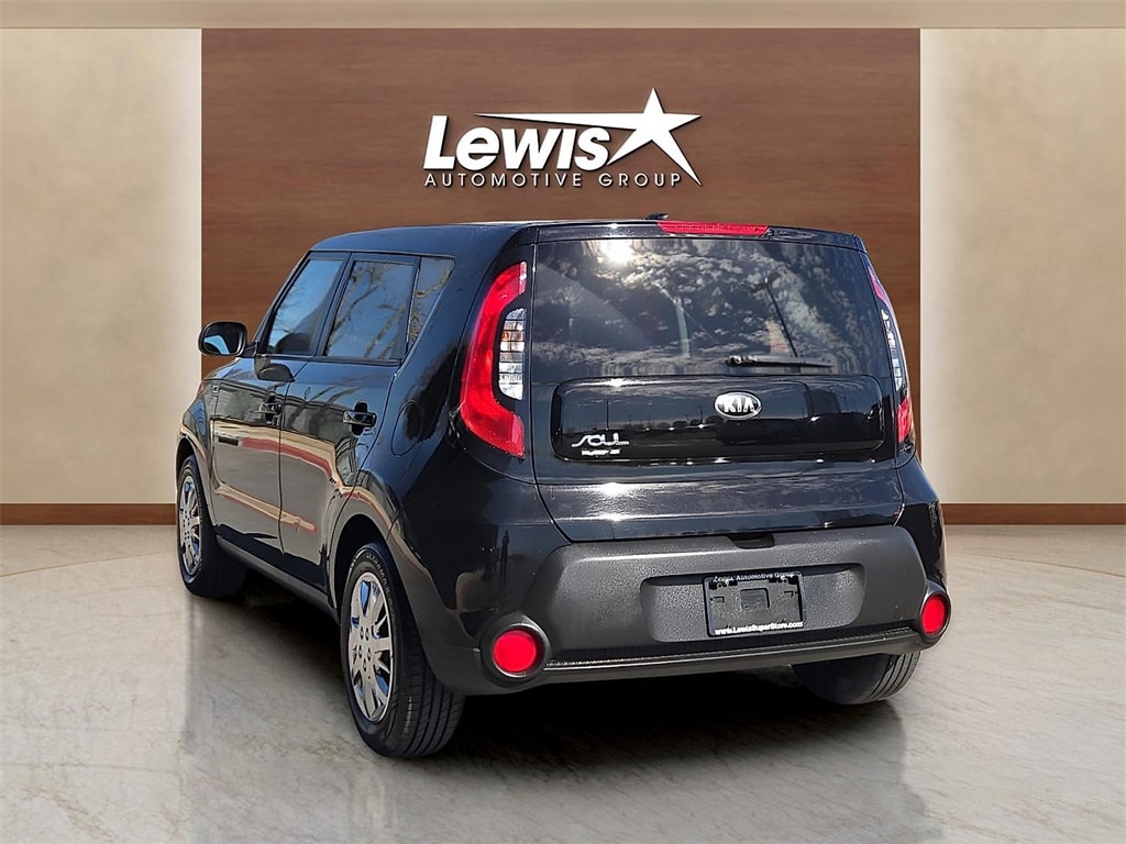 Used 2015 Kia Soul Base Hatchback