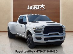 2025 Ram 3500 LIMITED CREW CAB 4X4 8' BOX Pickup