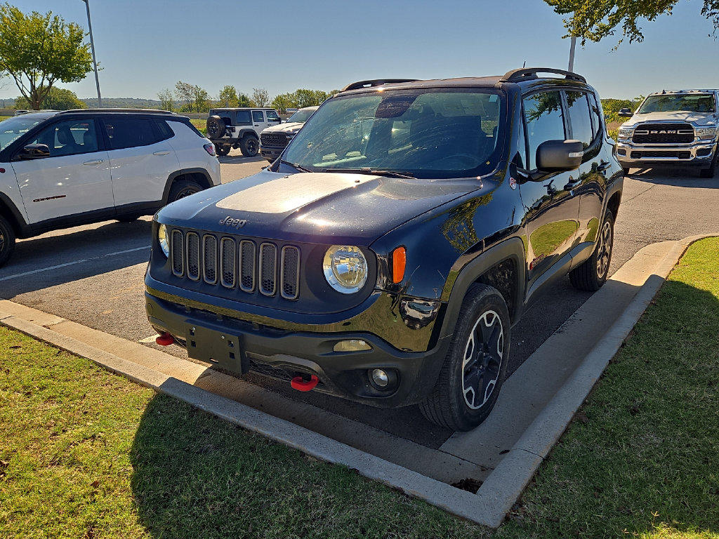 Used 2017 Jeep Renegade Trailhawk SUV