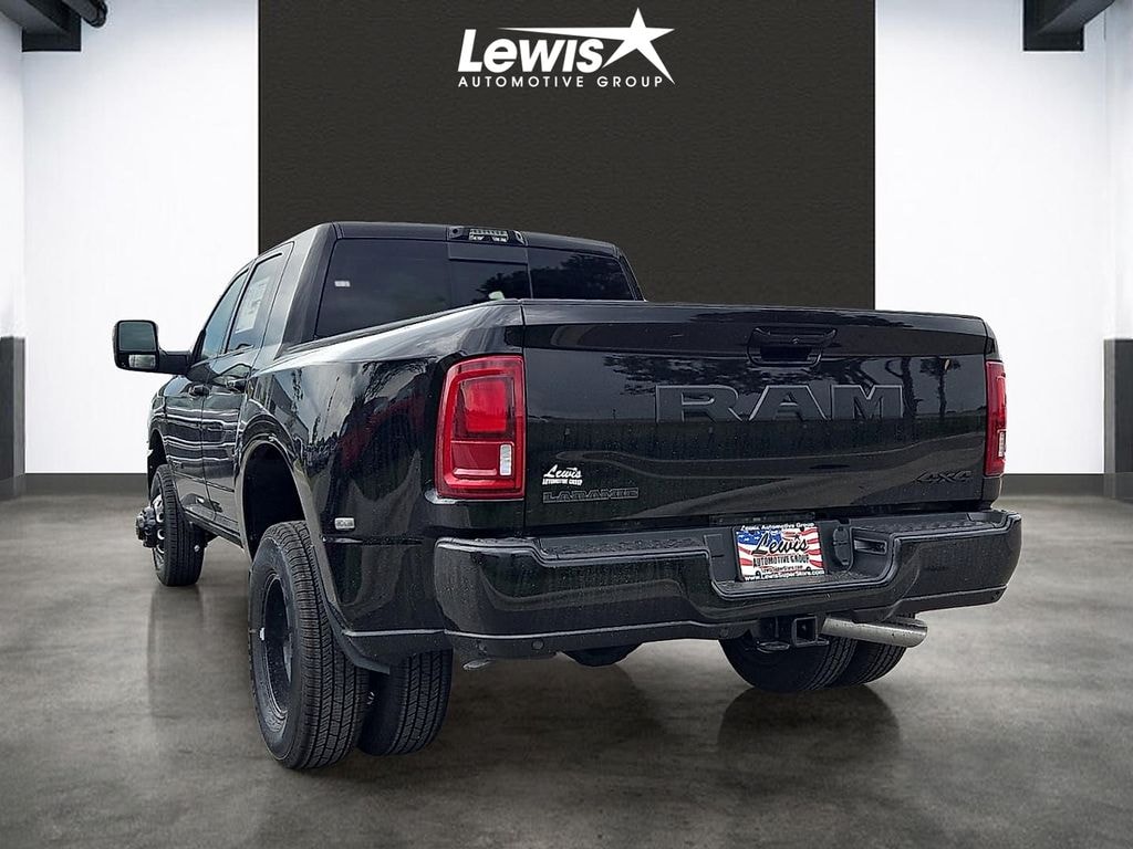 New 2026 Ram 3500 LARAMIE MEGA CAB 4X4 6'4 BOX Pickup