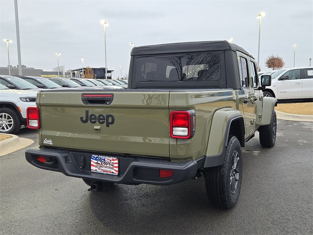 2026 Jeep Gladiator Sport S photo 4