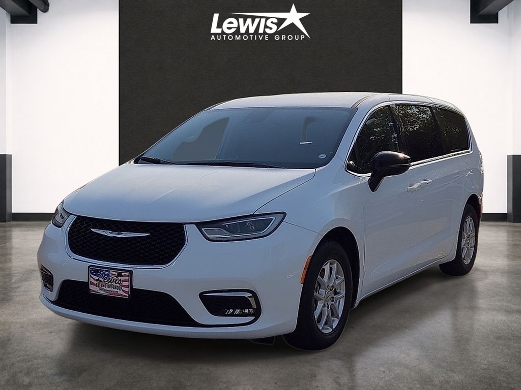 2024 Chrysler Pacifica