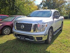 2018 Nissan Titan SV Truck Crew Cab