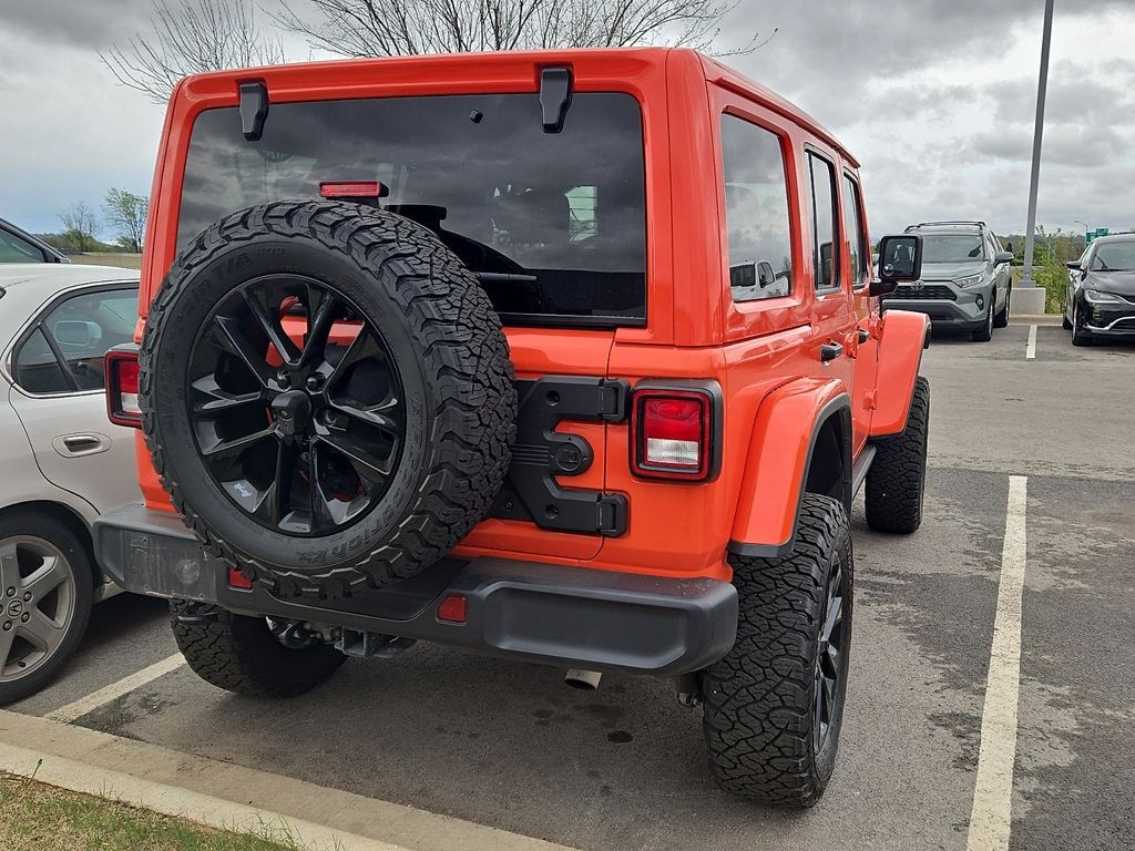 Used 2018 Jeep Wrangler Unlimited Sahara SUV
