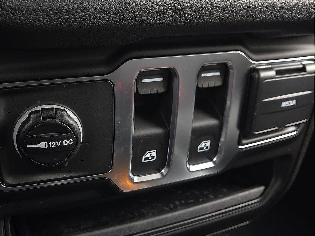 2026 Jeep Wrangler 2-Door Sport - Photo 15