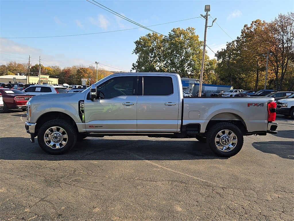 2023 Ford F-250 photo 2