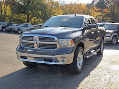 2017 Ram 1500 Big Horn Truck Crew Cab