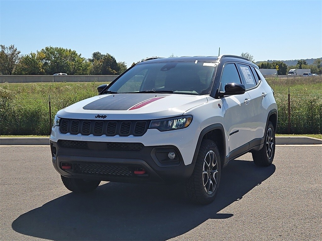 2026 Jeep Compass Trailhawk Sport photo 2