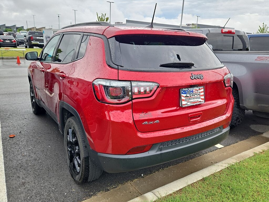 Used 2025 Jeep Compass Latitude SUV