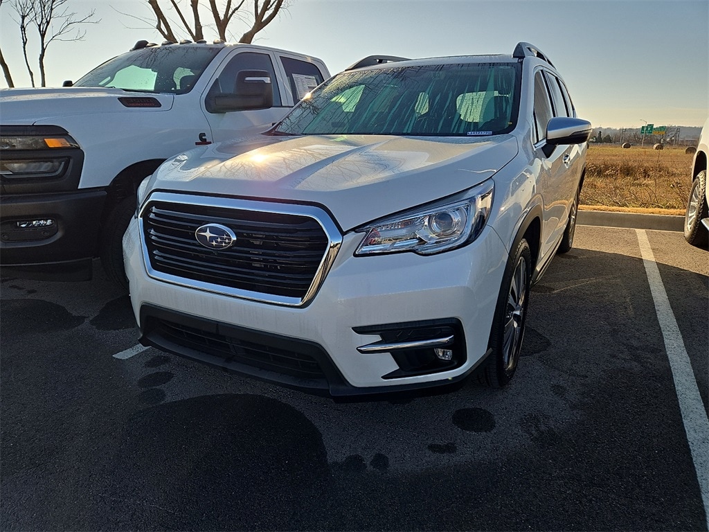 2020 Subaru Ascent Touring's photo