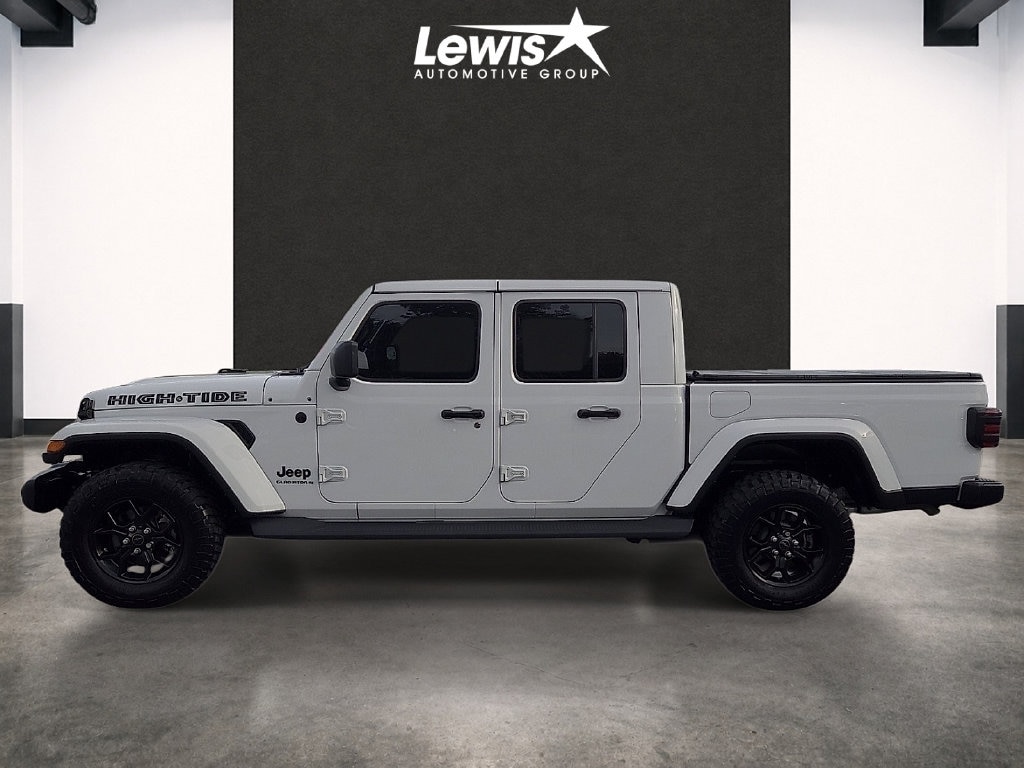 Used 2025 Jeep Gladiator High Tide Truck Crew Cab