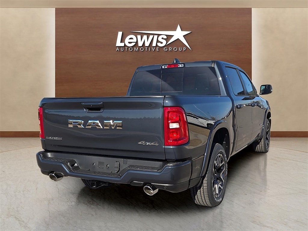 New 2026 Ram 1500 LARAMIE CREW CAB 4X4 5'7 BOX Pickup