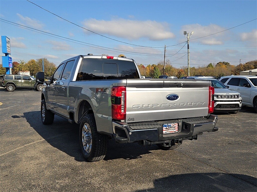 2023 Ford F-250 photo 3