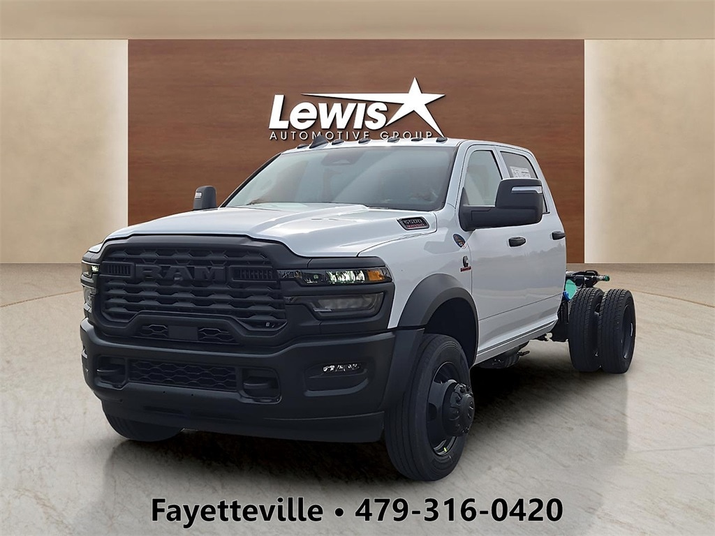 New 2026 Ram 5500 Chassis Cab TRADESMAN CREW 4X4 60' CA Pickup