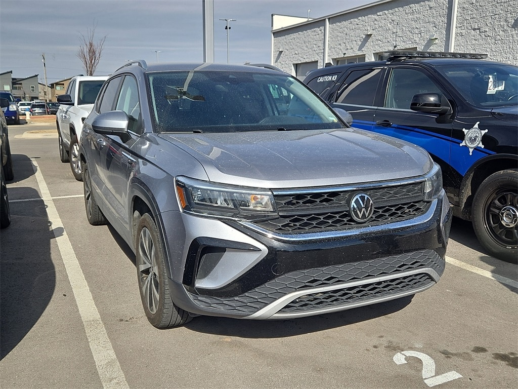 Used 2024 Volkswagen Taos 1.5T SE SUV