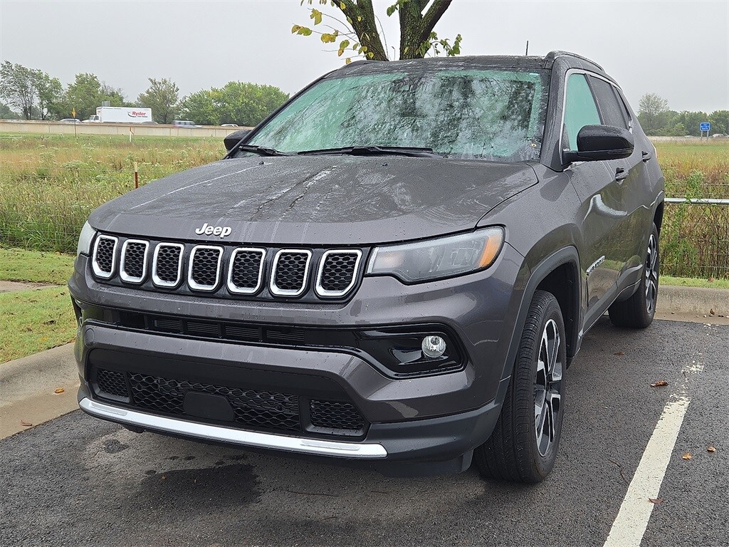 2024 Jeep Compass Limited photo 2