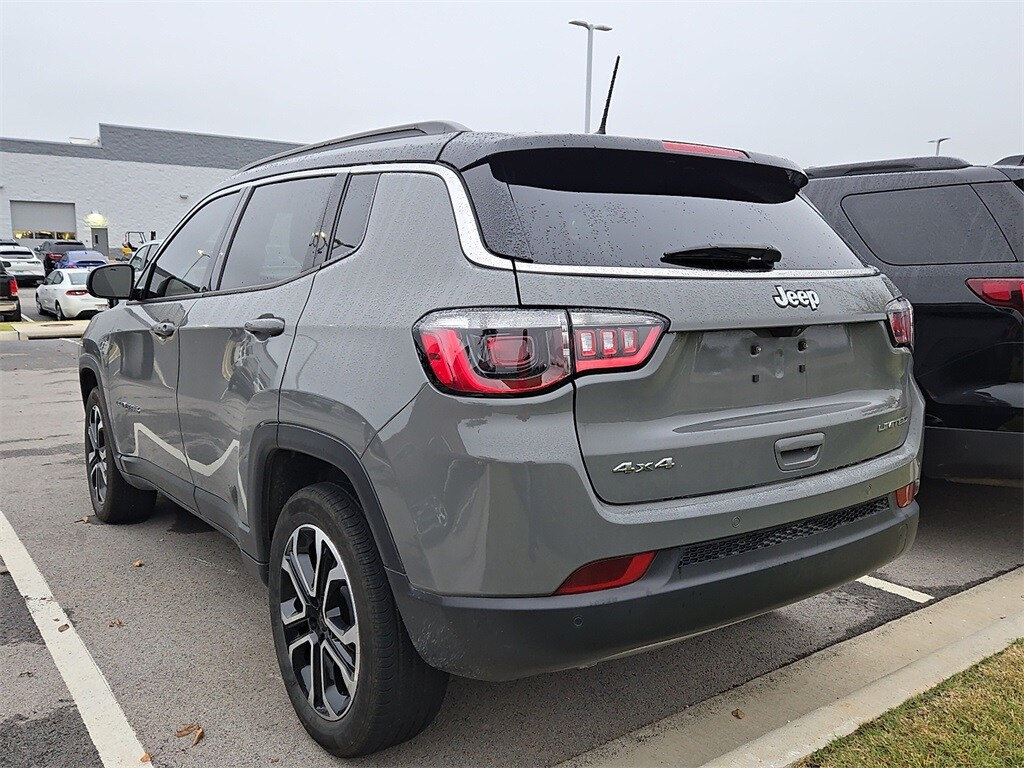 2024 Jeep Compass Limited photo 2