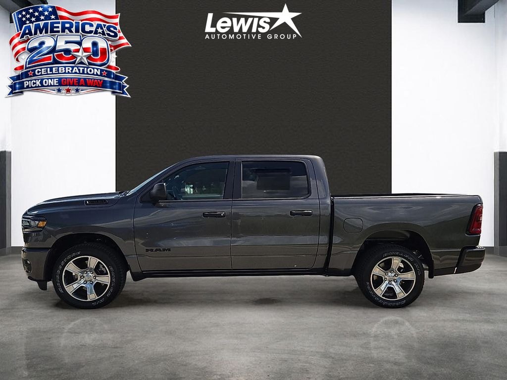 New 2026 Ram 1500 EXPRESS CREW CAB 4X2 5'7 BOX Pickup