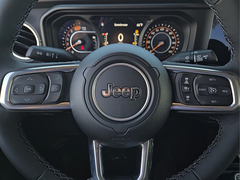 2026 Jeep Wrangler 4-Door Sahara - Photo 19