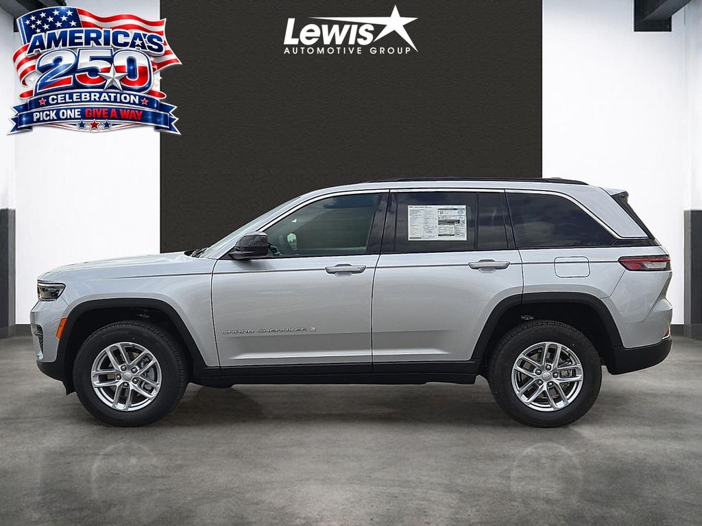 New 2026 Jeep Grand Cherokee LAREDO X 4X4 Sport Utility